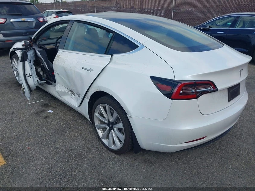 Tesla Model 3 Standard Range Plus RWD, снимка 3 - Автомобили и джипове - 54241207