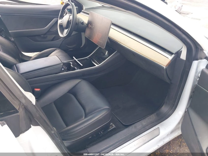 Tesla Model 3 Standard Range Plus RWD, снимка 5 - Автомобили и джипове - 54241207