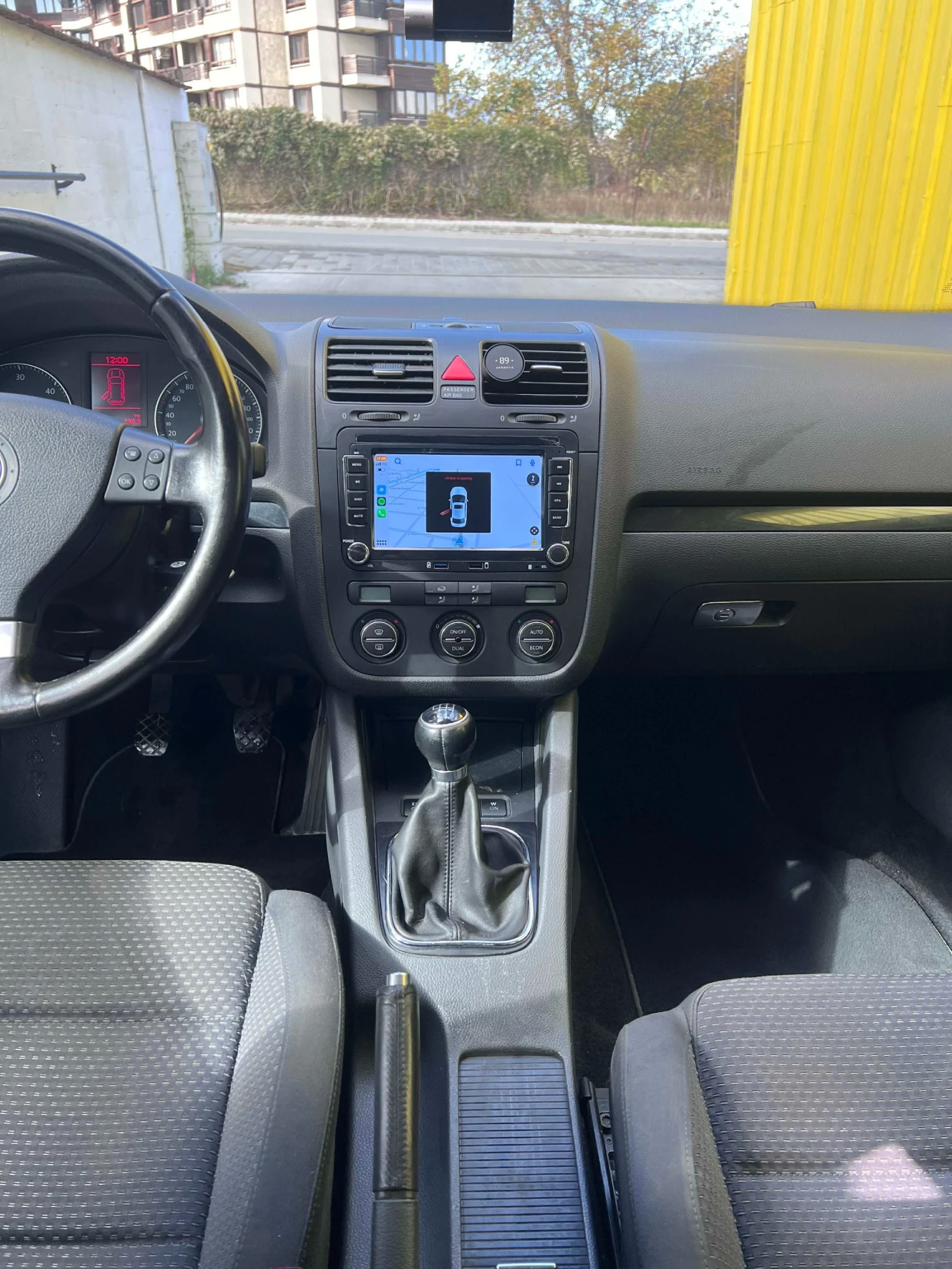 VW Golf, снимка 9 - Автомобили и джипове - 54296375