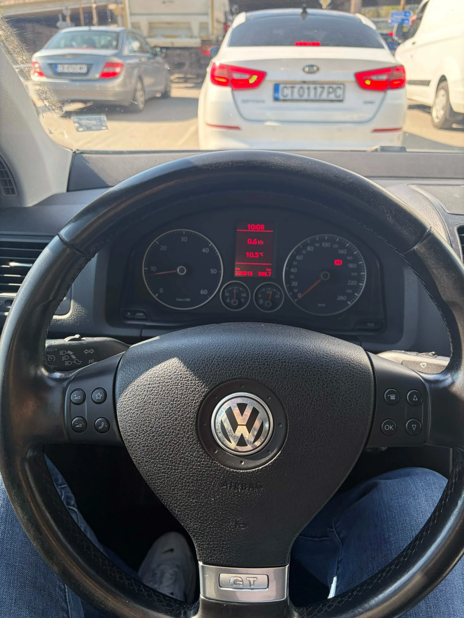 VW Golf, снимка 10 - Автомобили и джипове - 54296375