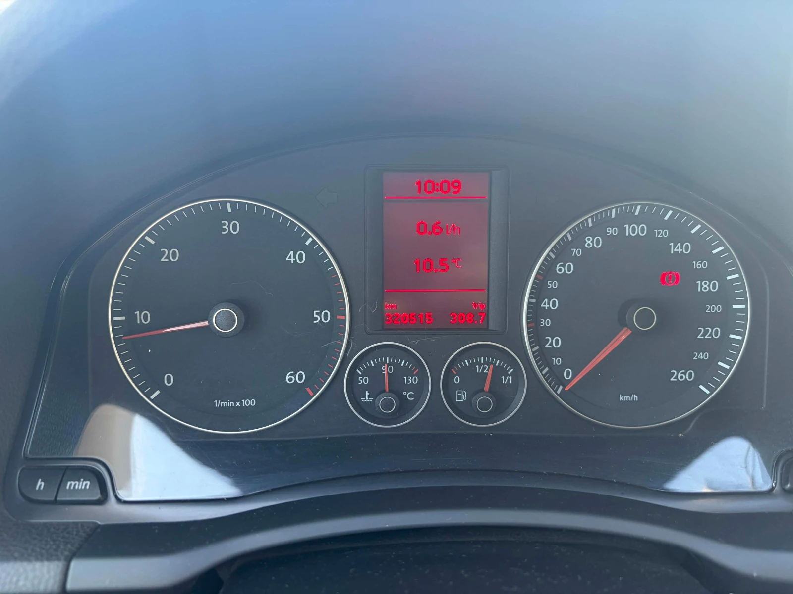 VW Golf, снимка 8 - Автомобили и джипове - 54296375