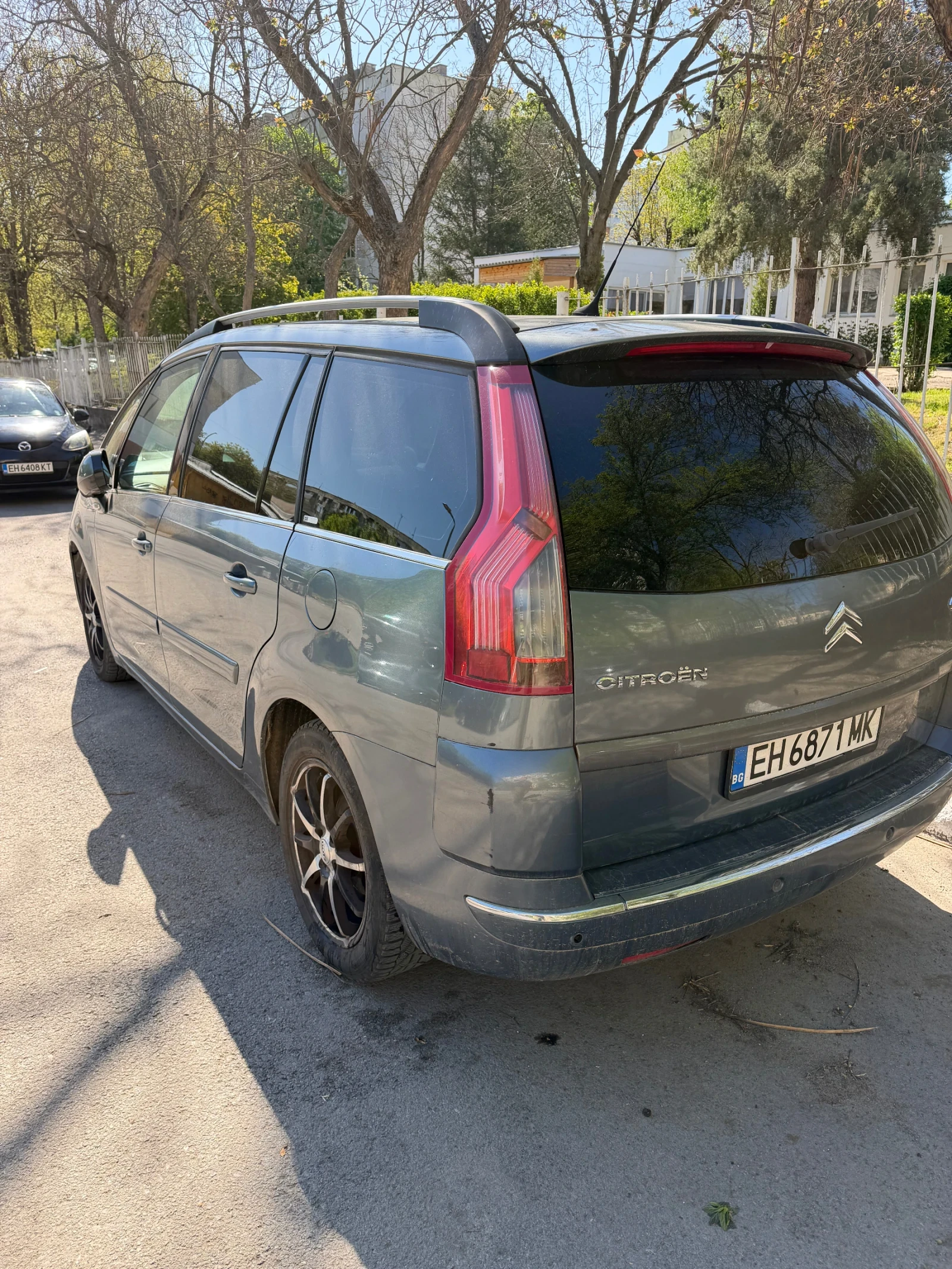 Citroen Grand C4 Picasso, снимка 3 - Автомобили и джипове - 54317284