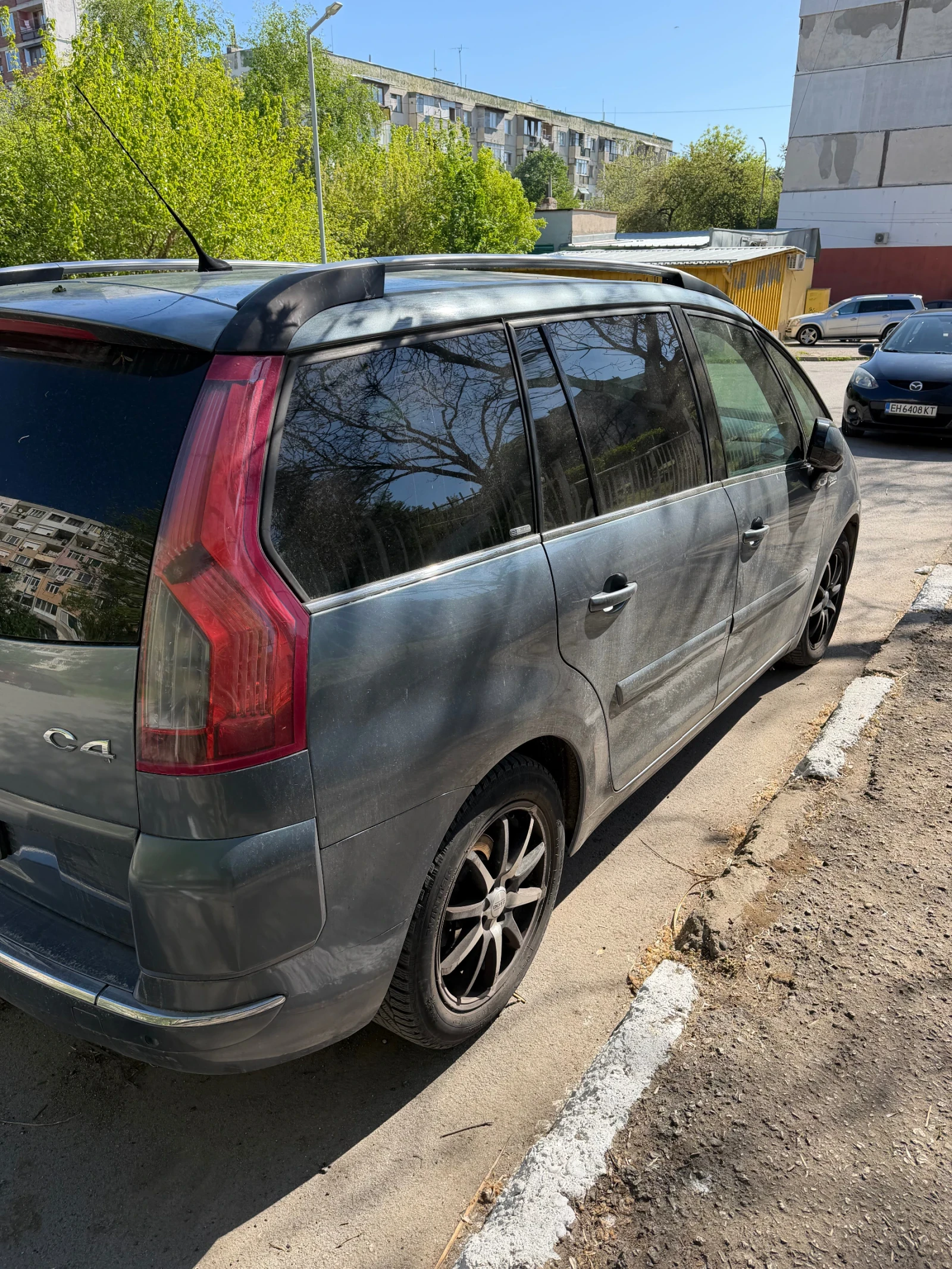 Citroen Grand C4 Picasso, снимка 4 - Автомобили и джипове - 54317284