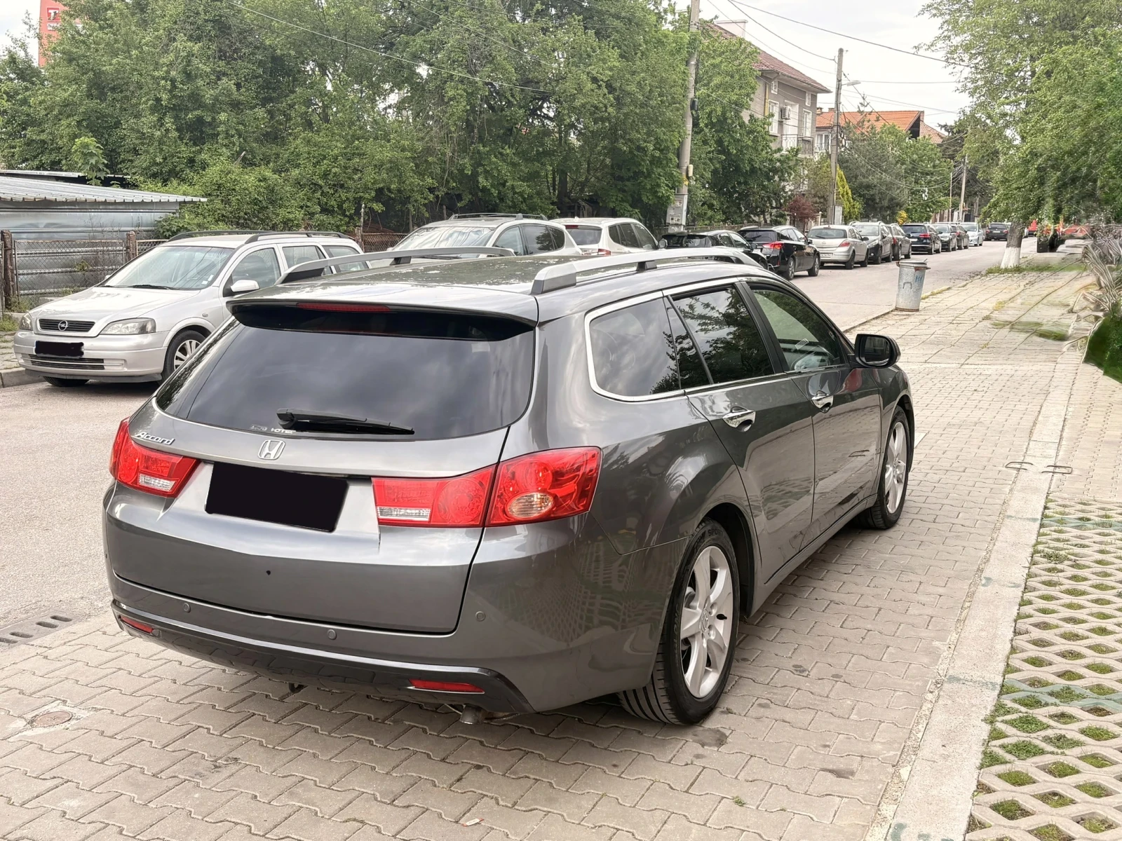 Honda Accord 2.2 cdti Facelift , снимка 9 - Автомобили и джипове - 54546340