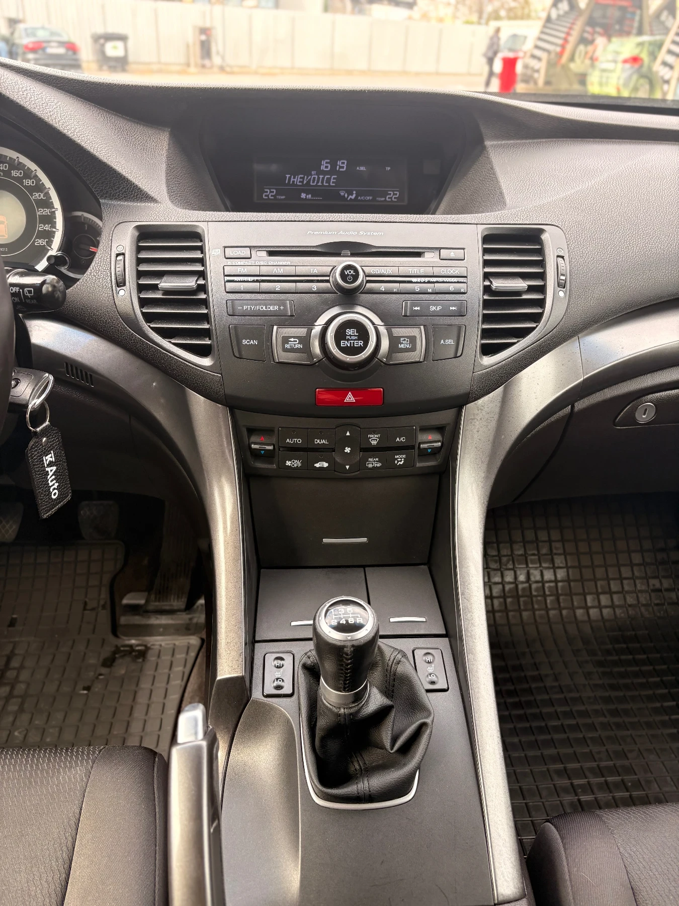 Honda Accord 2.2 cdti Facelift , снимка 14 - Автомобили и джипове - 54546340