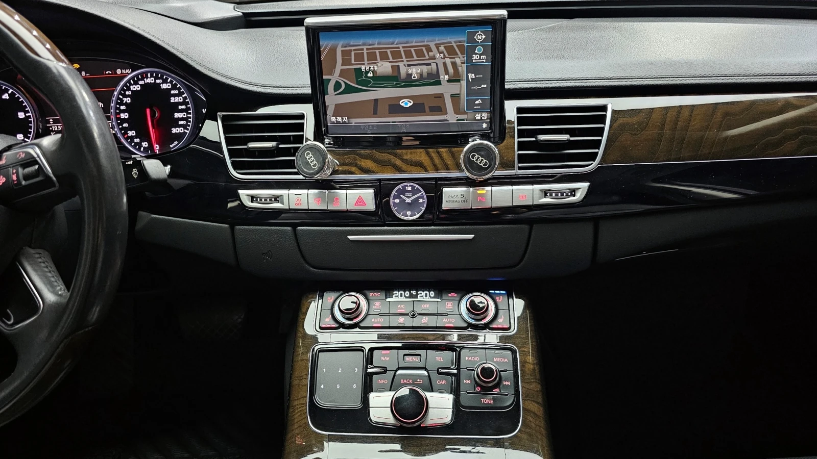 Audi A8 TDI* Quattro* HeadUp* 360* TV* АВТОКРЕДИТ, снимка 13 - Автомобили и джипове - 54582512