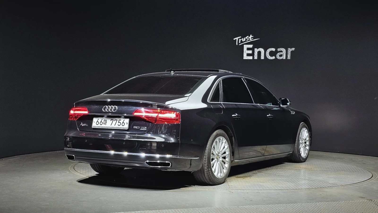 Audi A8 TDI* Quattro* HeadUp* 360* TV* АВТОКРЕДИТ, снимка 3 - Автомобили и джипове - 54582512