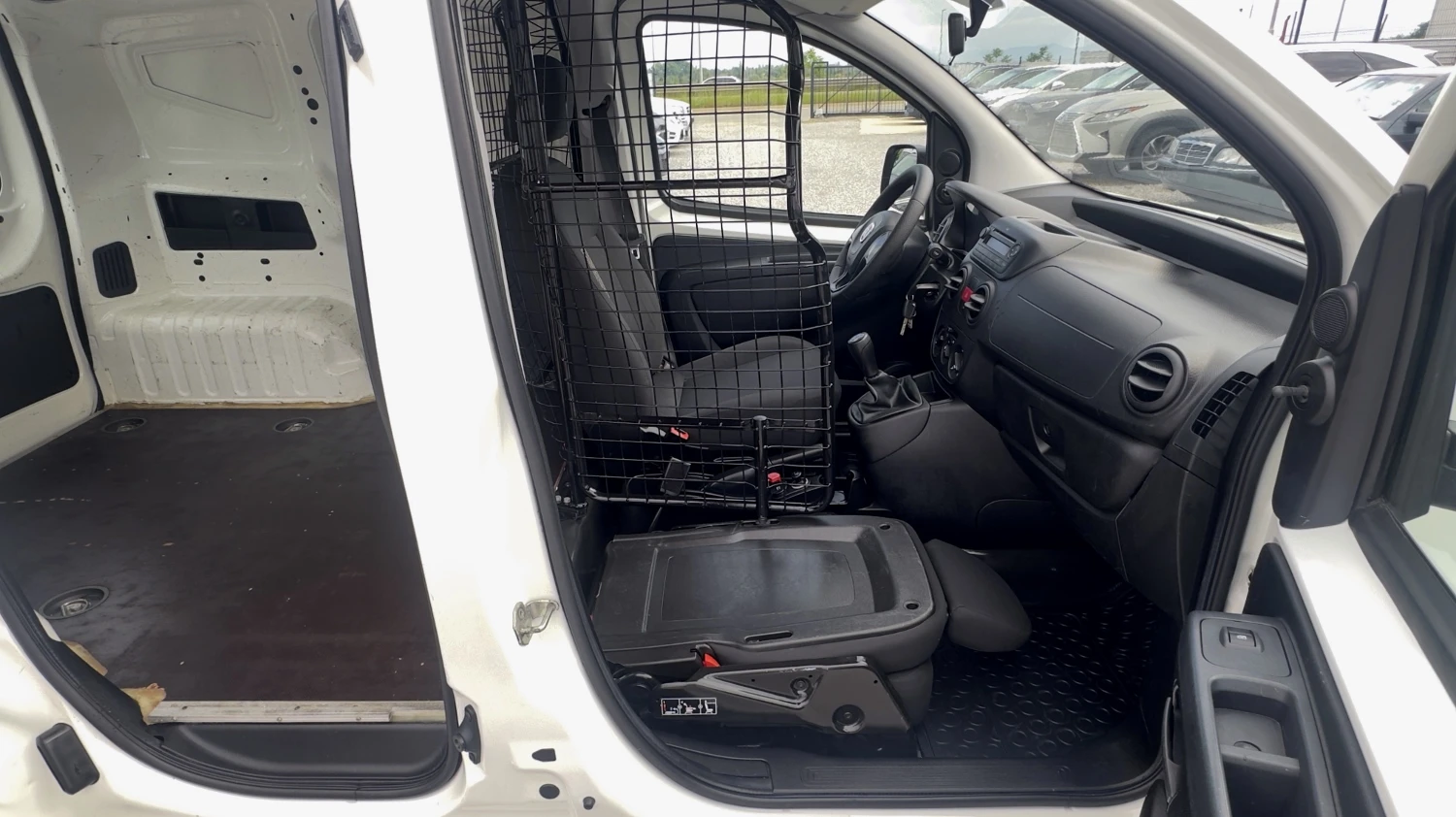 Fiat Fiorino 1.3 JTD/MJ 80хил.км. Сервизна история! Klima, снимка 11 - Автомобили и джипове - 54735796