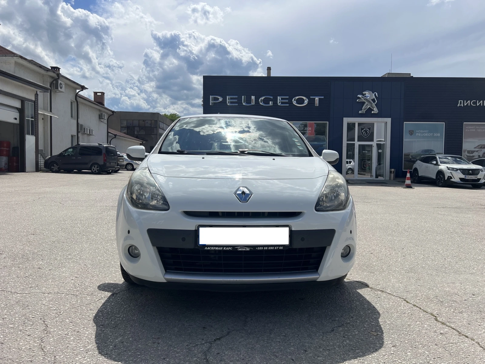 Renault Clio 1.6i автоматик