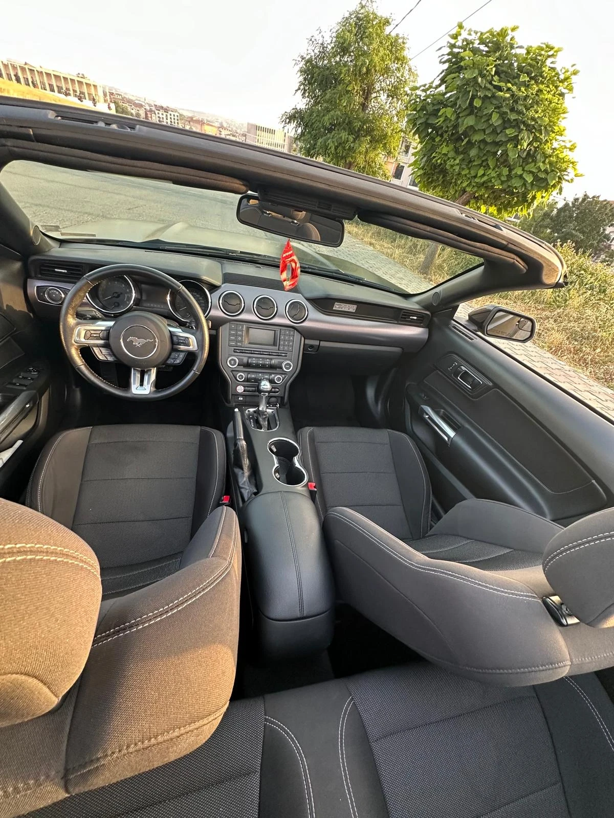 Ford Mustang, снимка 11 - Автомобили и джипове - 55725739