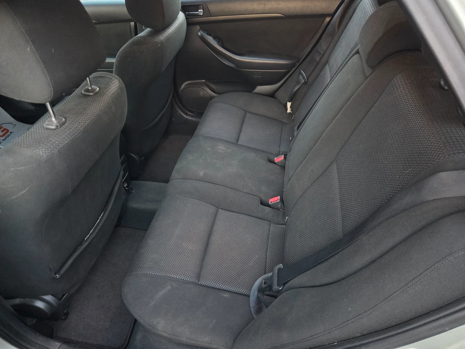 Toyota Avensis 2, 000VVT-I EURO4, снимка 11 - Автомобили и джипове - 56046433