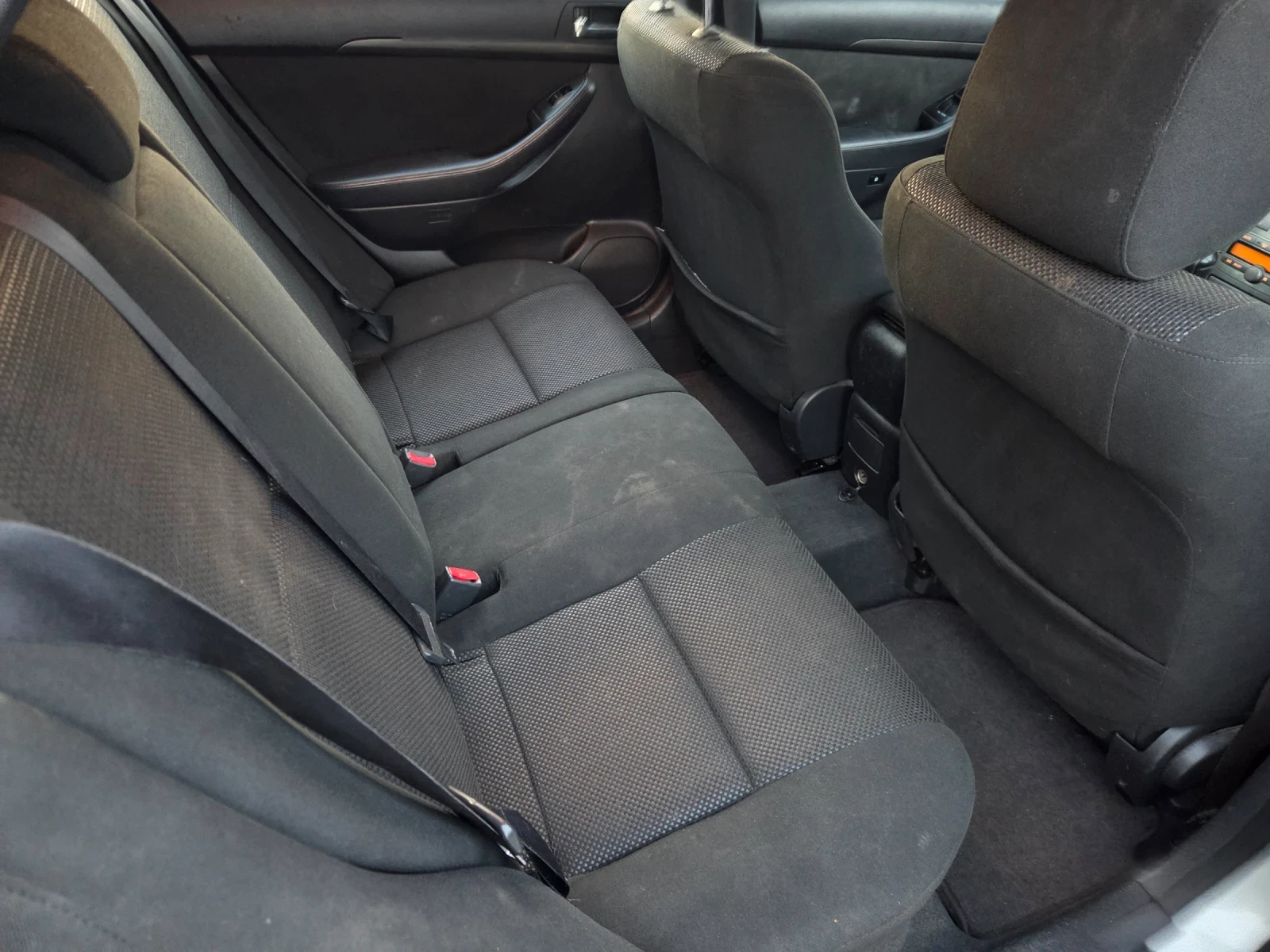 Toyota Avensis 2, 000VVT-I EURO4, снимка 10 - Автомобили и джипове - 56046433