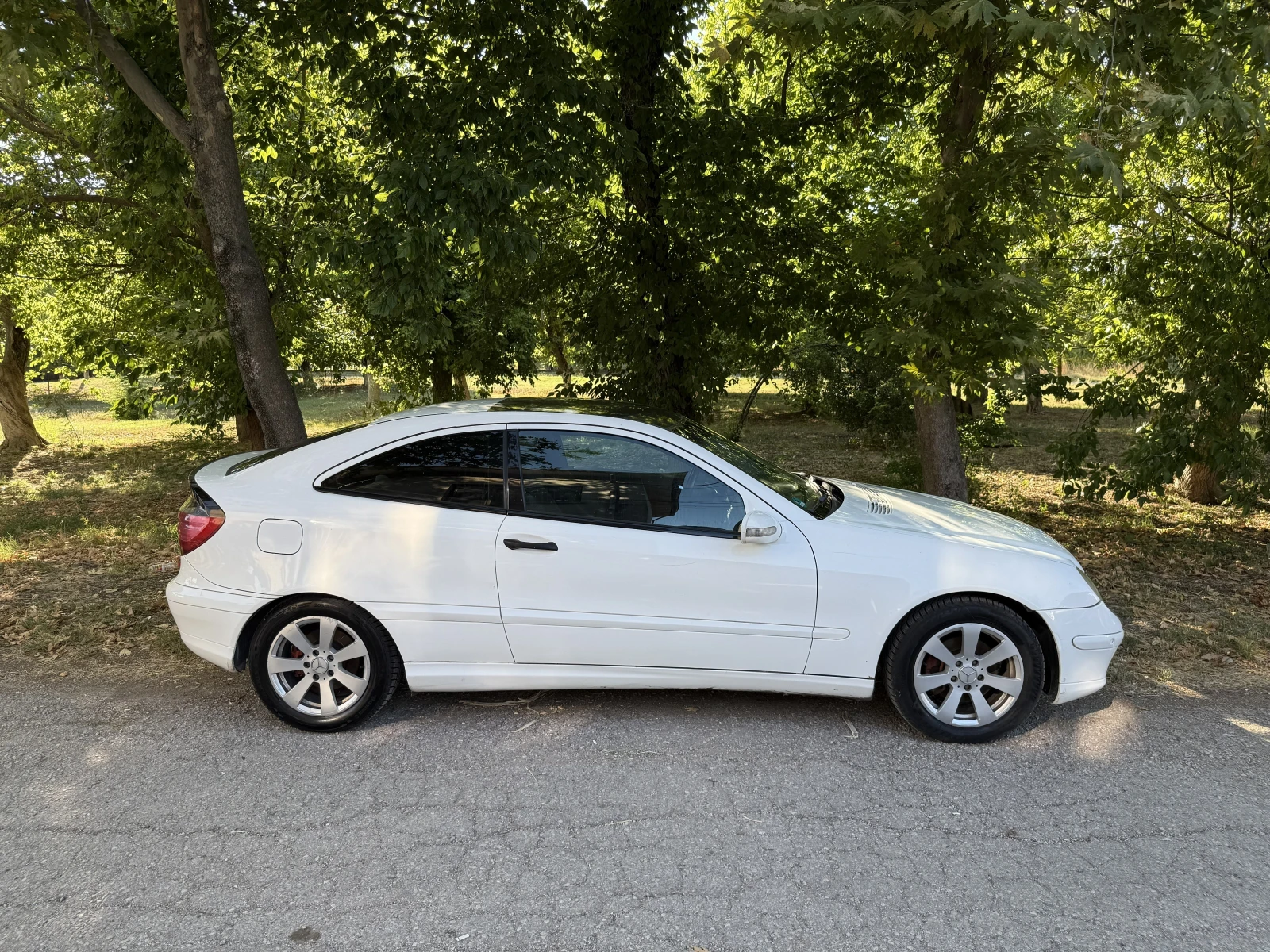 Mercedes-Benz C 180 Aut., снимка 2 - Автомобили и джипове - 56173181