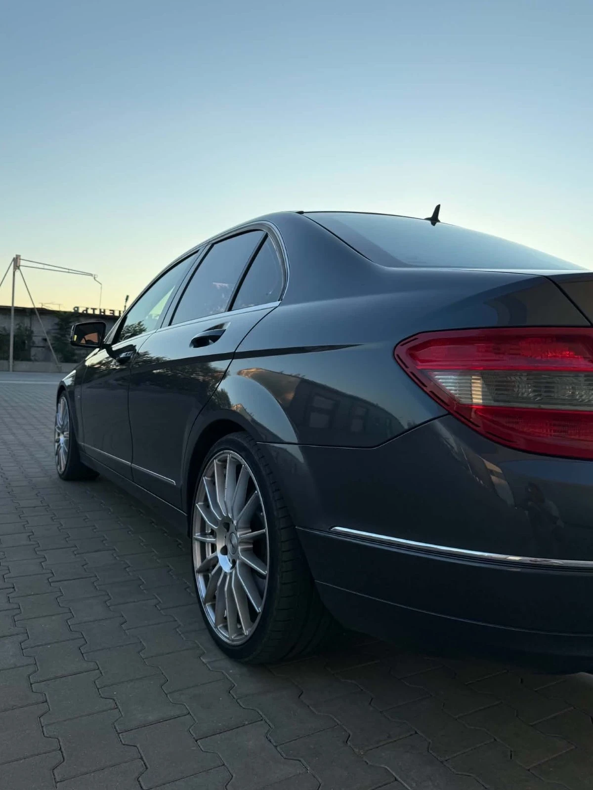 Mercedes-Benz C 220, снимка 3 - Автомобили и джипове - 56311195