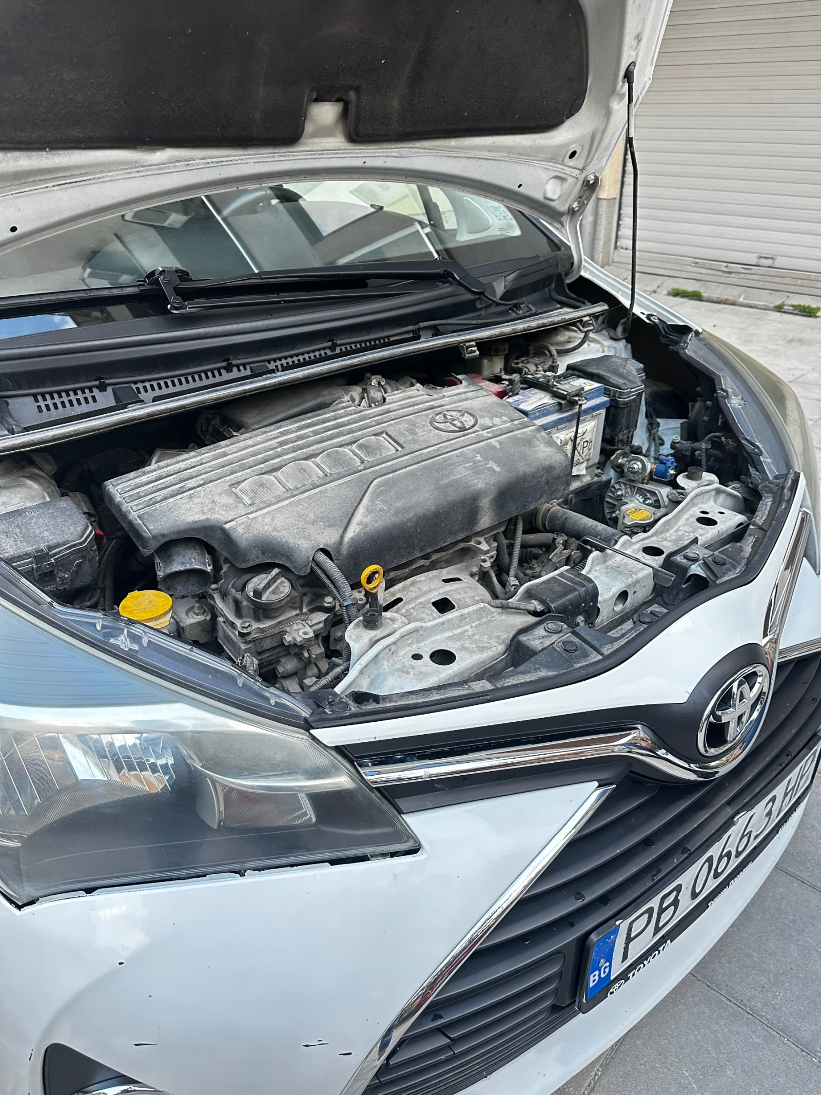 Toyota Yaris, снимка 16 - Автомобили и джипове - 56442920