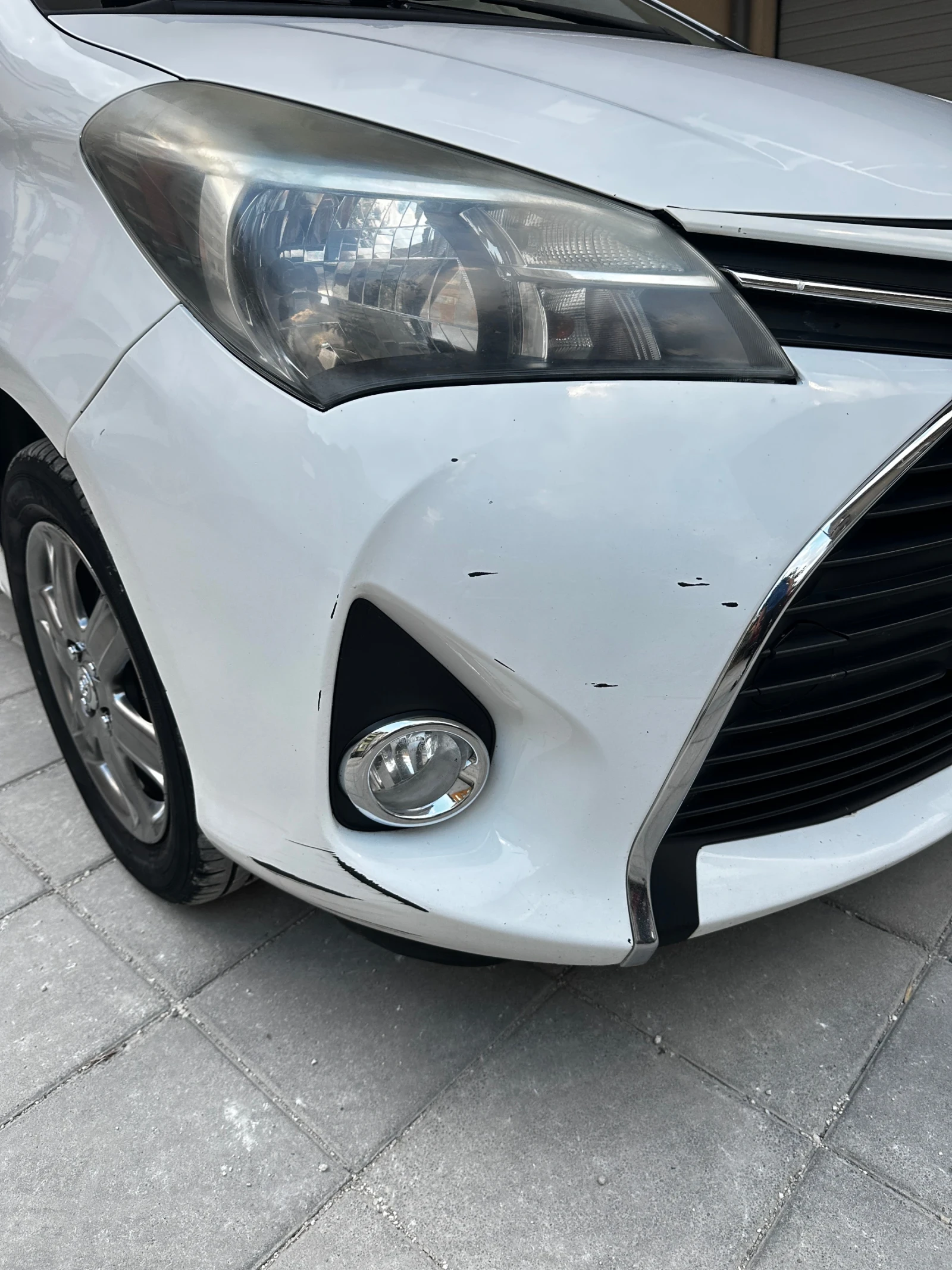 Toyota Yaris, снимка 14 - Автомобили и джипове - 56442920
