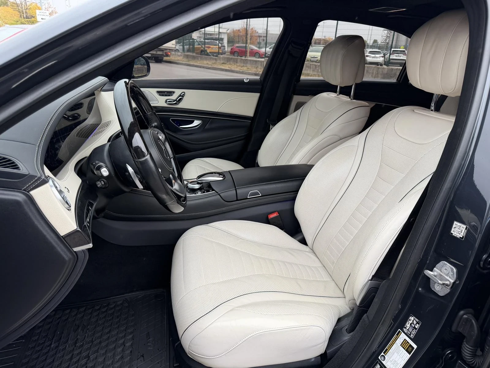 Mercedes-Benz S 560, снимка 11 - Автомобили и джипове - 56597668