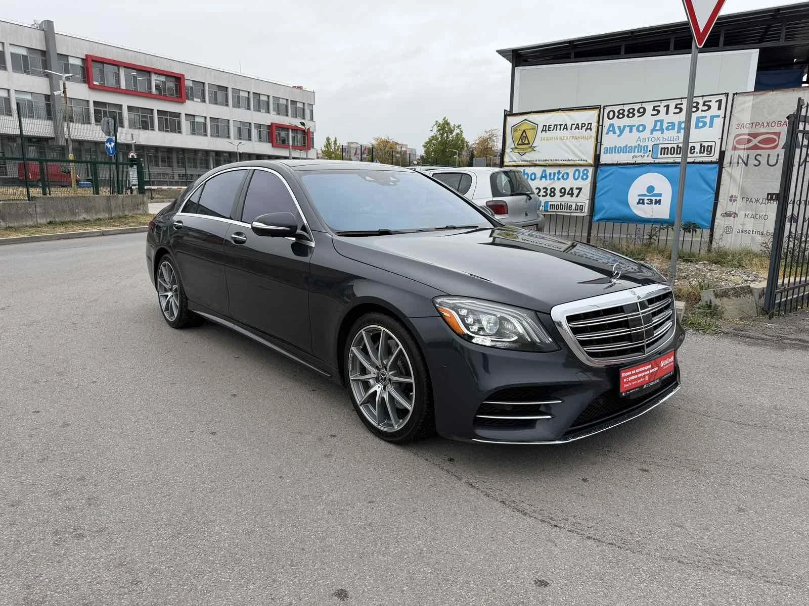 Mercedes-Benz S 560, снимка 3 - Автомобили и джипове - 56597668