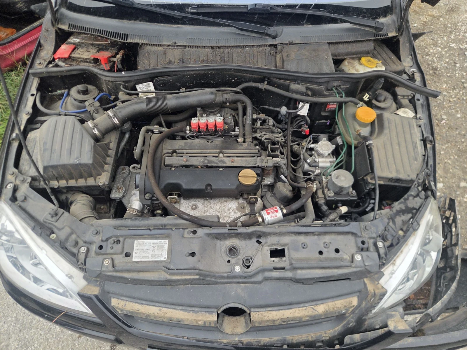 Opel Corsa 1.4 Twinport, снимка 7 - Автомобили и джипове - 56662303