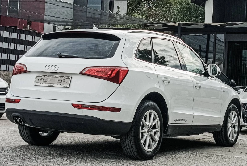 Audi Q5 2.0TDI QUATTRO PANORAMA, снимка 5 - Автомобили и джипове - 46862451