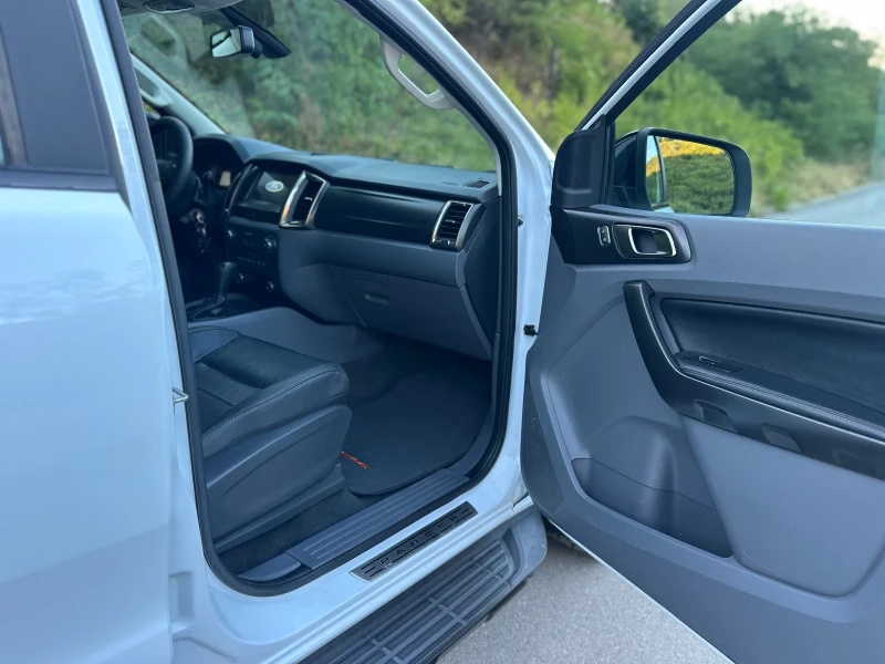 Ford Ranger Black Edition 3.2 TDCI Automatik , снимка 14 - Автомобили и джипове - 51908186