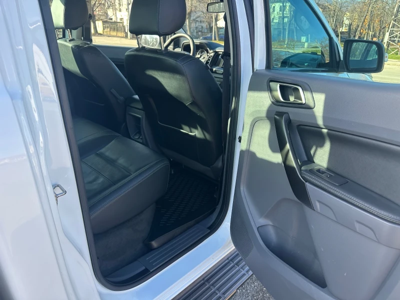 Ford Ranger Black Edition 3.2 TDCI Automatik , снимка 13 - Автомобили и джипове - 51908186
