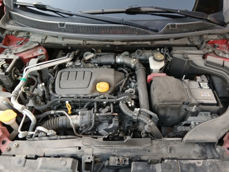 Renault Kadjar 1.6DCI 4x4, снимка 12 - Автомобили и джипове - 52598106