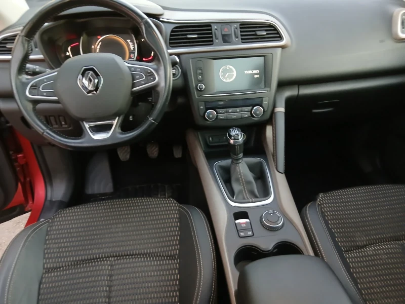 Renault Kadjar 1.6DCI 4x4, снимка 5 - Автомобили и джипове - 52598106