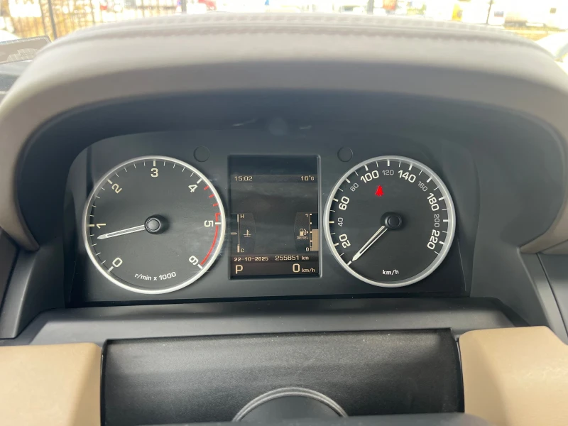 Land Rover Range Rover Sport 3.0TD, снимка 9 - Автомобили и джипове - 52146376