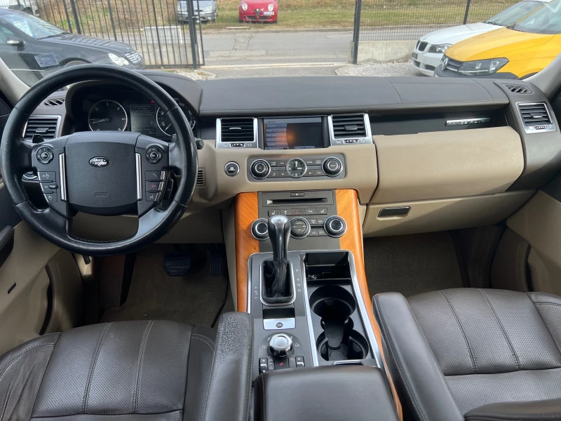 Land Rover Range Rover Sport 3.0TD, снимка 8 - Автомобили и джипове - 52146376