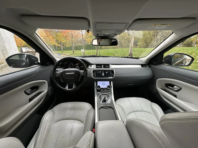 Land Rover Evoque 2.0D / 4x4 , снимка 12 - Автомобили и джипове - 52341501