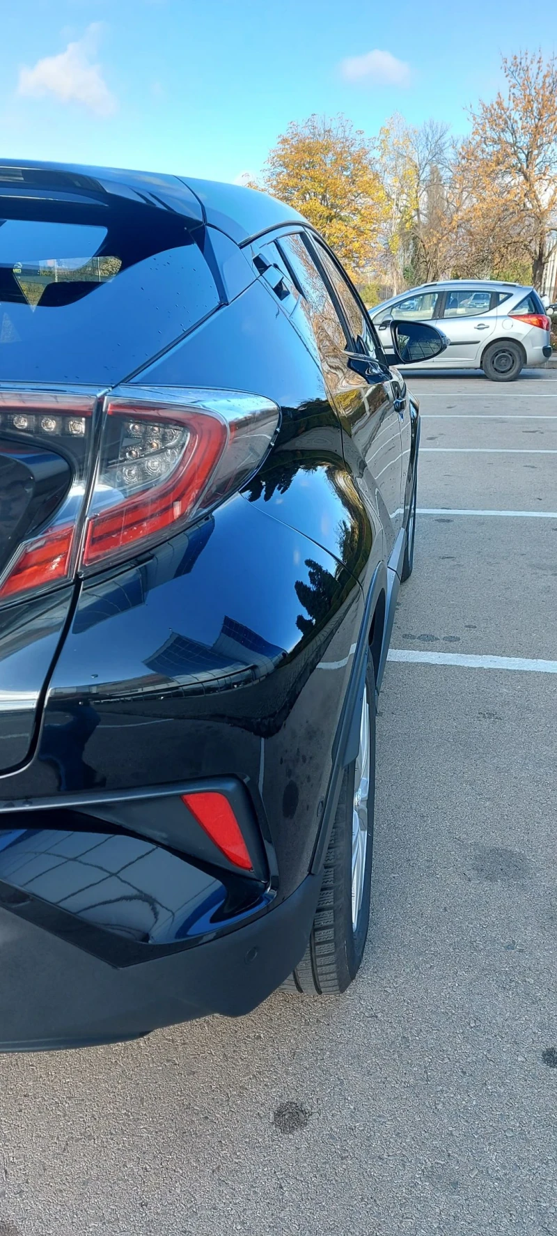 Toyota C-HR 1.8 Hybrid в гаранция, снимка 7 - Автомобили и джипове - 52372632