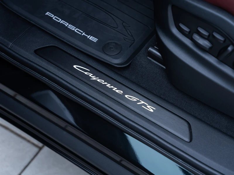 Porsche Cayenne GTS, снимка 15 - Автомобили и джипове - 53465210