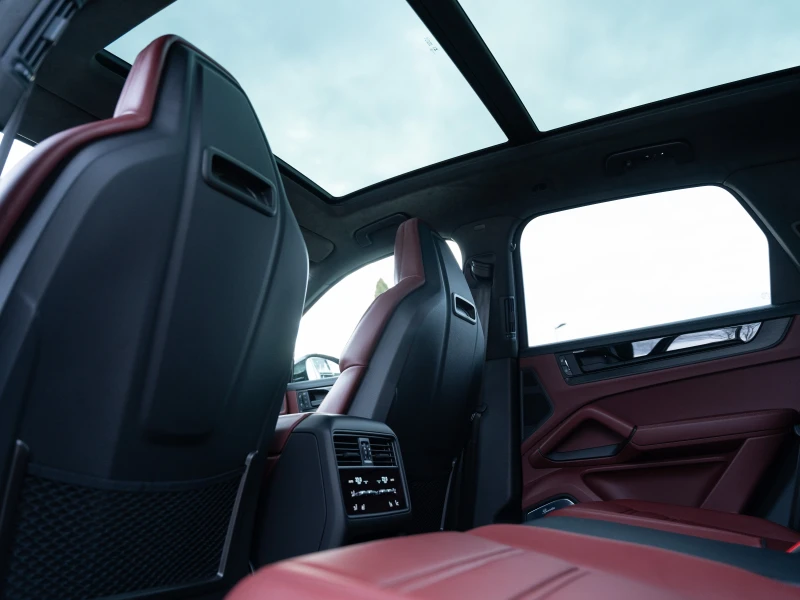 Porsche Cayenne GTS, снимка 14 - Автомобили и джипове - 53465210
