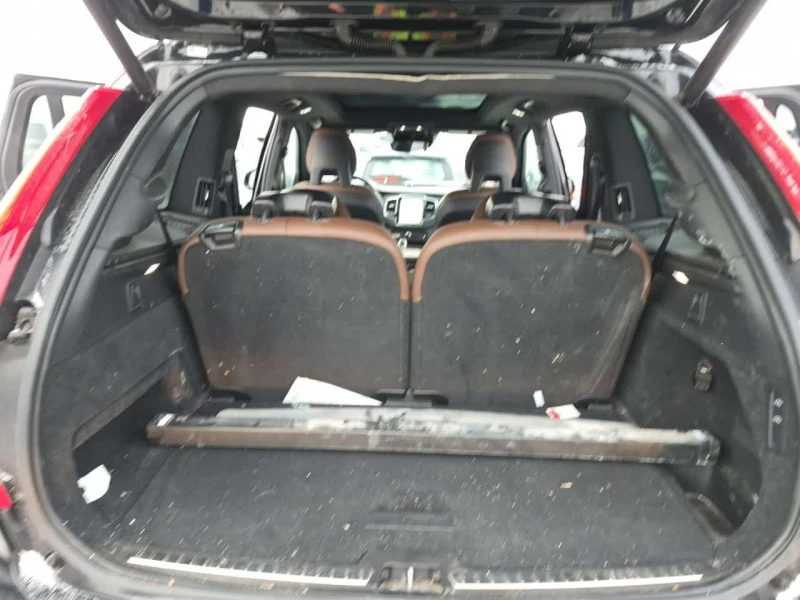 Volvo Xc90 INSCRIPTION/Bowers &Wilkins/360/DIS/PANO/ОБДУХНАНЕ, снимка 15 - Автомобили и джипове - 53535531