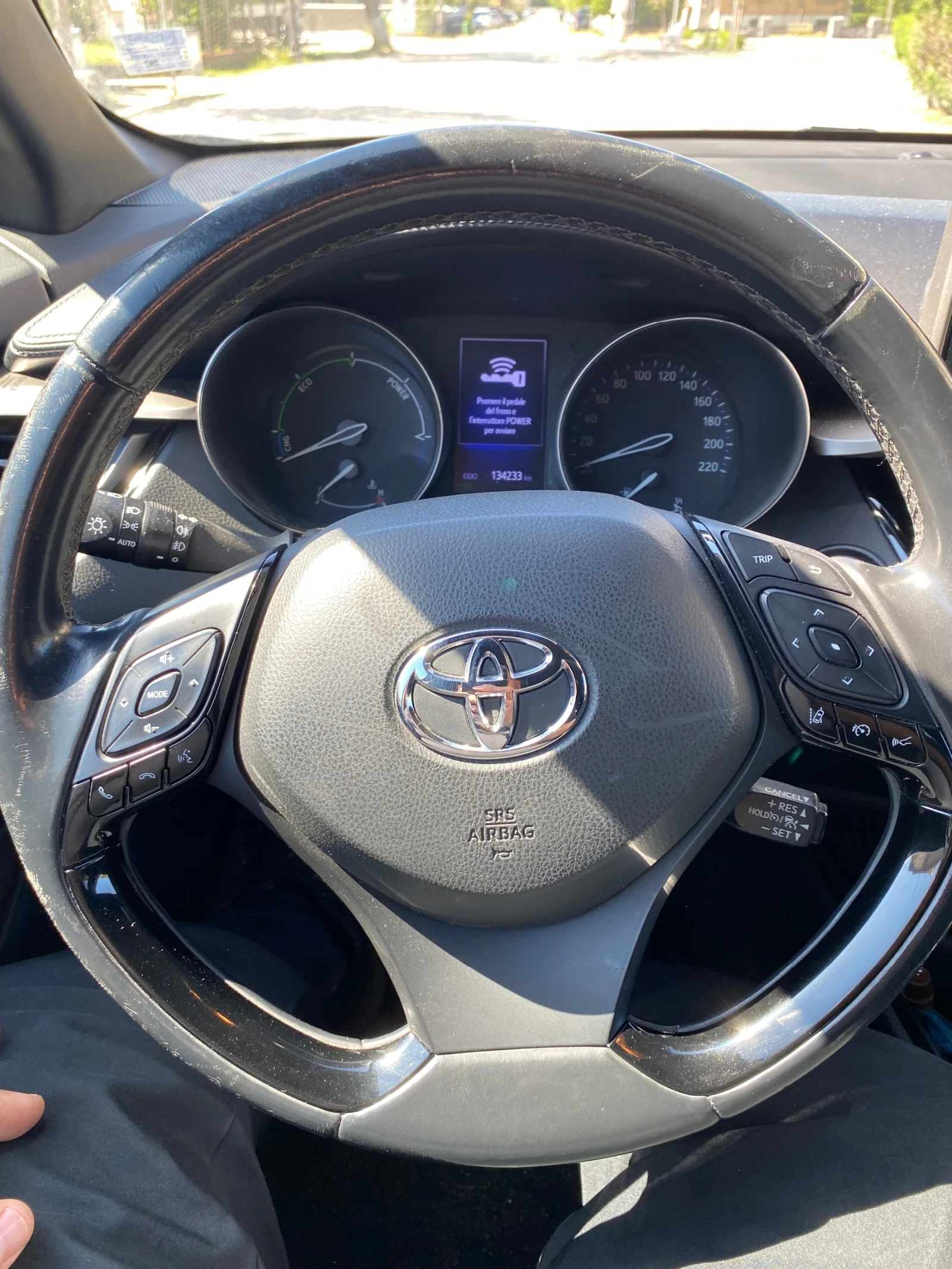 Toyota C-HR  - изображение 8