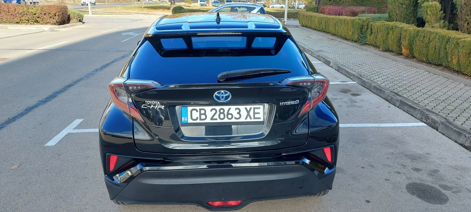 Toyota C-HR 1.8 Hybrid в гаранция - изображение 4