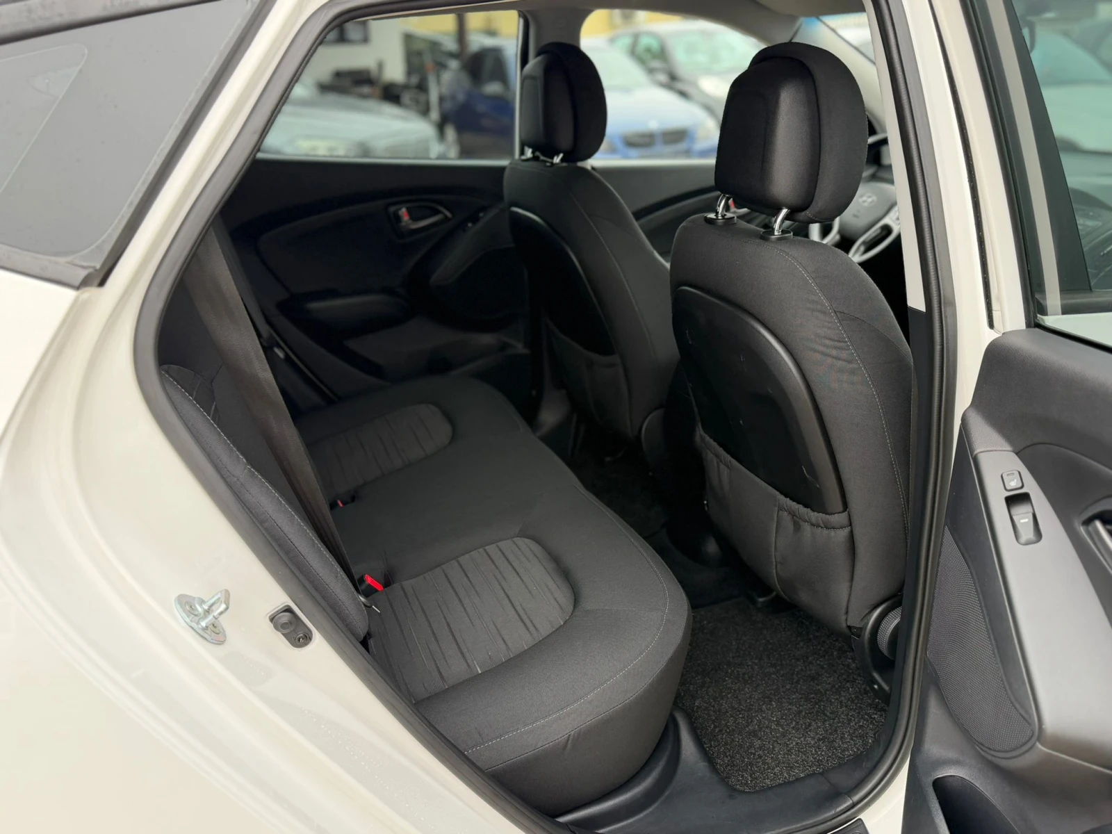 Hyundai IX35 1.7 ����� ������ | Mobile.bg � ����������� 12