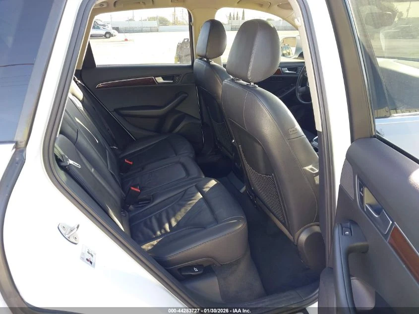 Audi Q5 3.2 Premium Plus - изображение 8