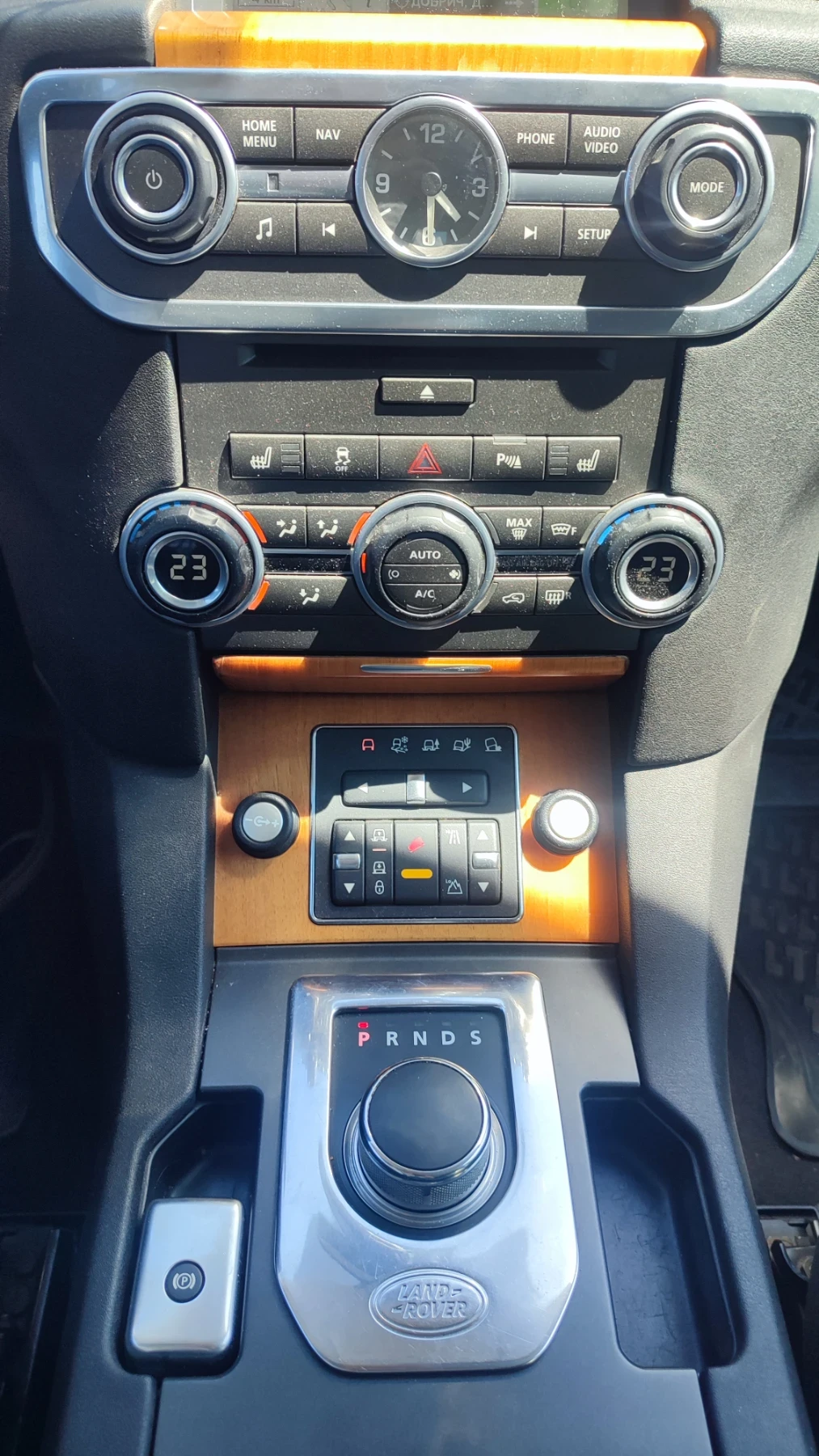 Land Rover Discovery 4, снимка 10 - Автомобили и джипове - 54423802