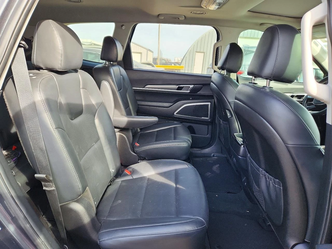 Kia Telluride 3.8l, снимка 11 - Автомобили и джипове - 55372153