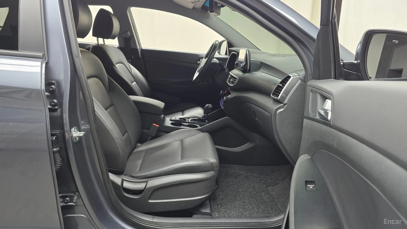 Hyundai Tucson 2WD MODERN* КОЖА* ОБДУХВ* НАВИ, снимка 17 - Автомобили и джипове - 55559236