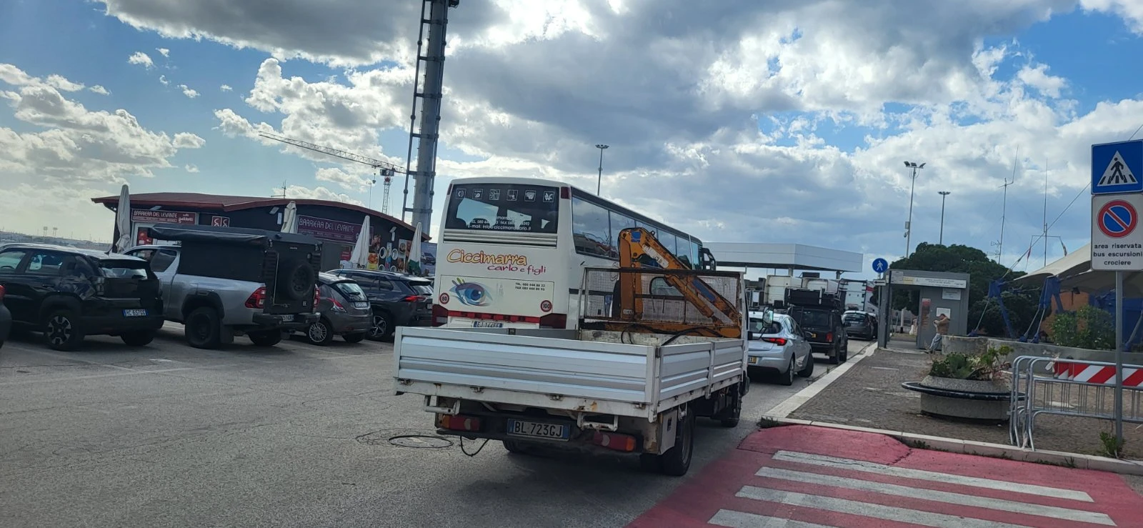 Nissan Capstar 3.0 Kran, снимка 7 - Бусове и автобуси - 54633703