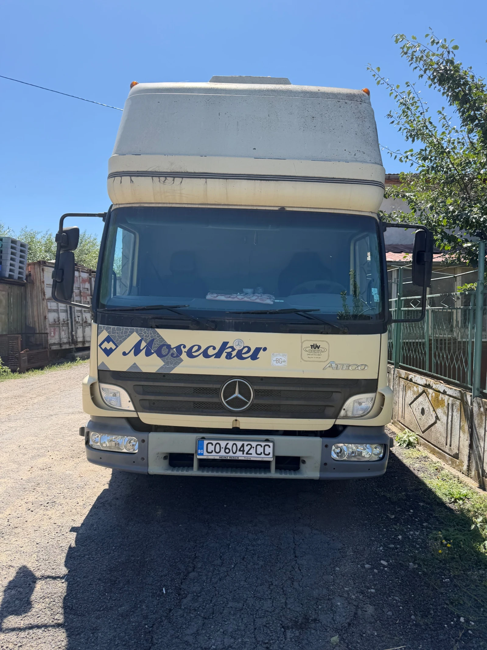 Mercedes-Benz Atego 815