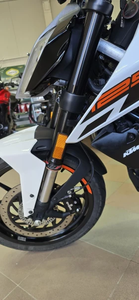 Ktm Duke 125 ABS-TCS ! Лизинг !, снимка 12