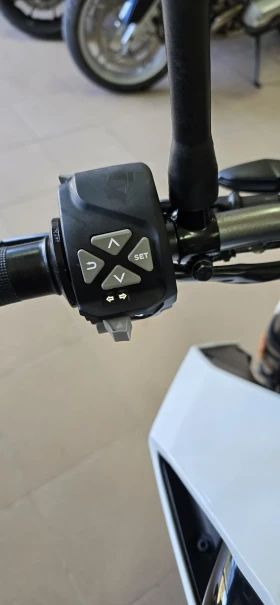 Ktm Duke 125 ABS-TCS ! Лизинг !, снимка 10