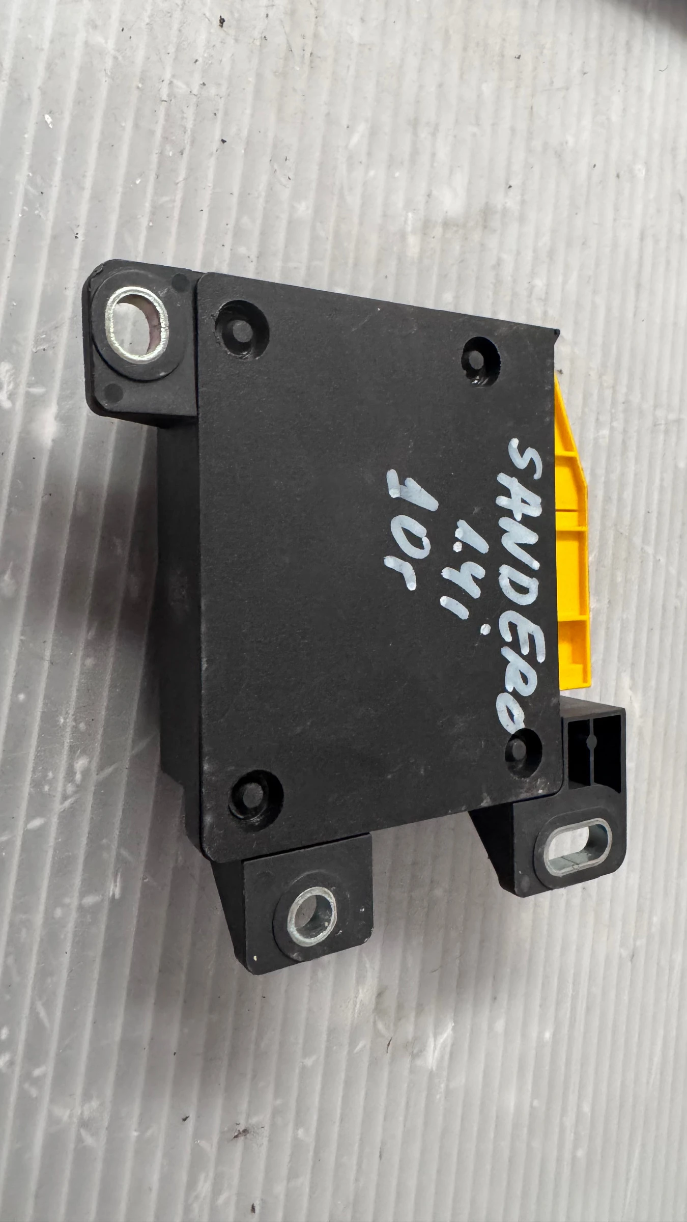 Airbag  /  /  a Dacia Sandero - 8201002828 | Mobile.bg   1