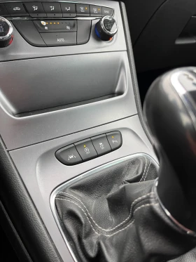 Opel Astra, снимка 9