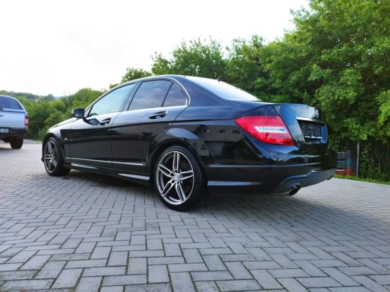 Mercedes-Benz C 220 CDI AMG, снимка 14 - Автомобили и джипове - 45885580