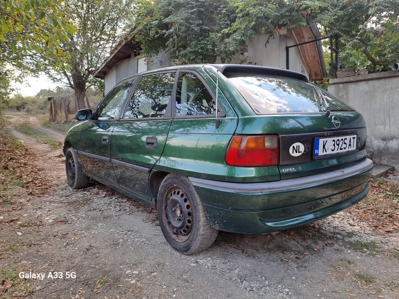 Opel Astra, снимка 3 - Автомобили и джипове - 47322814